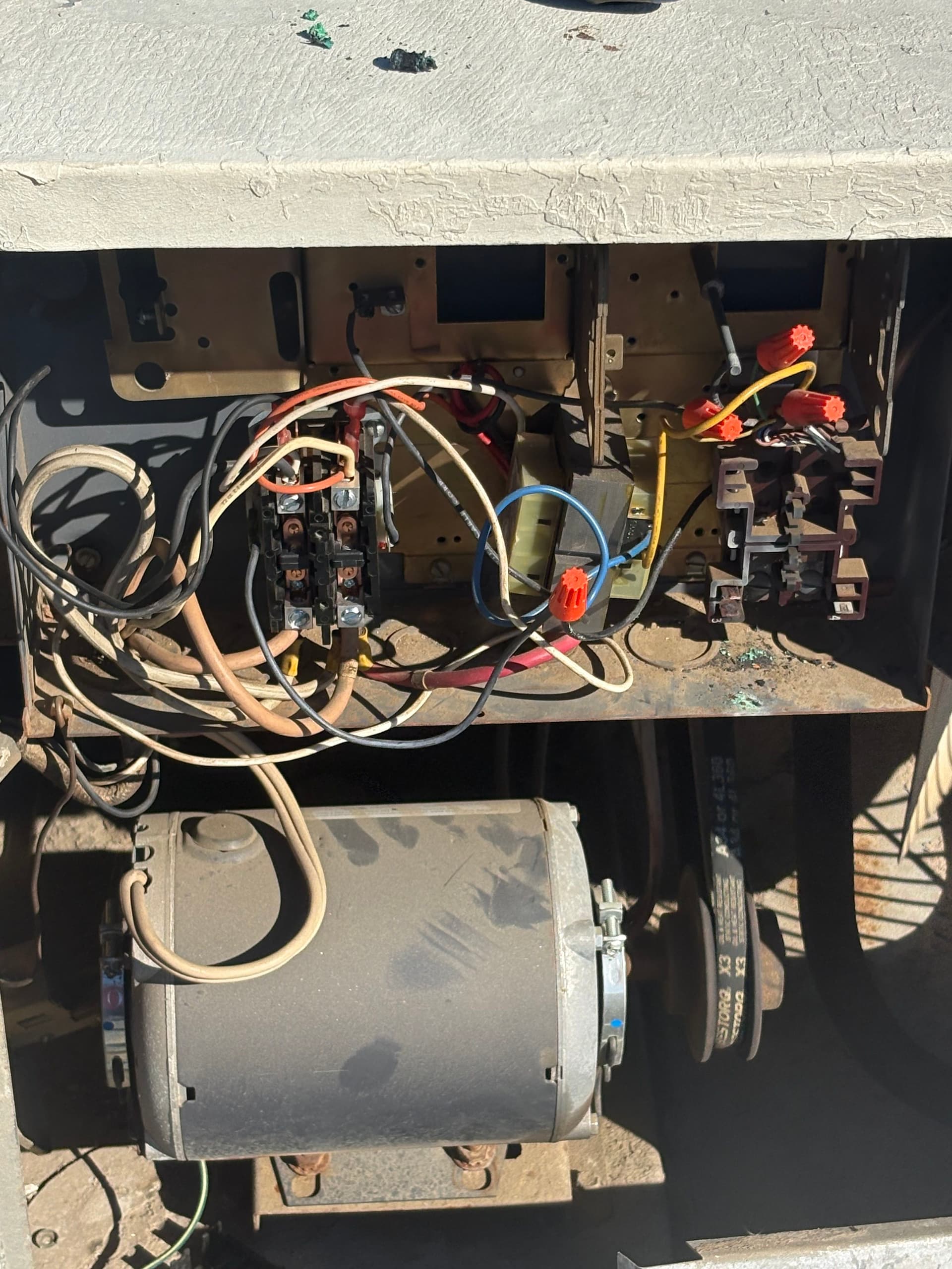 Outdated HVAC Relacement with Long-Lasting Solution image