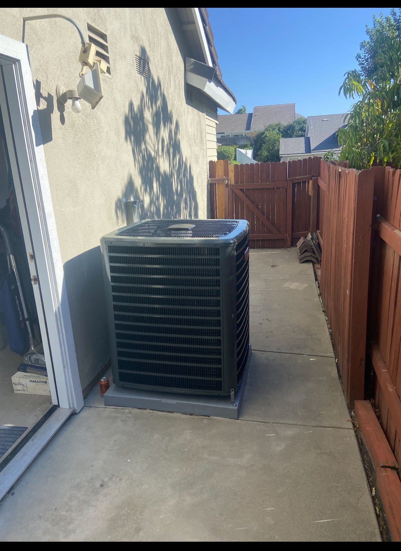 Efficient Cooling with 2-Stage Unit in Grad Terrace image